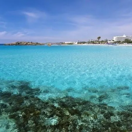 Βίλα Cyprus Minutes From The Beach, 1245
