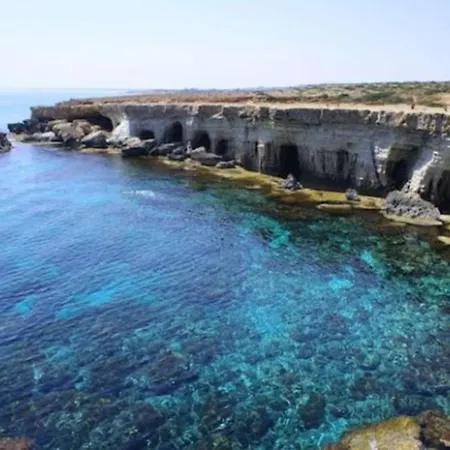 Cyprus Minutes From The Beach, 1245 Βίλα Πρωταράς