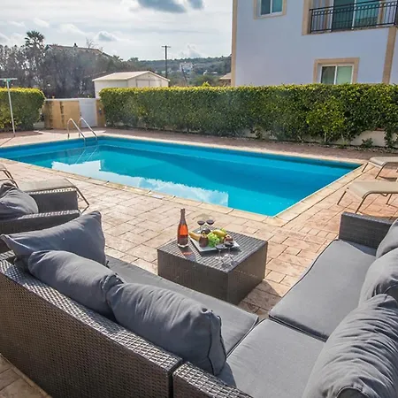 Cyprus Minutes From The Beach, 1245