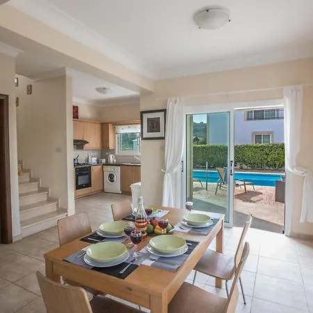 Cyprus Minutes From The Beach, 1245